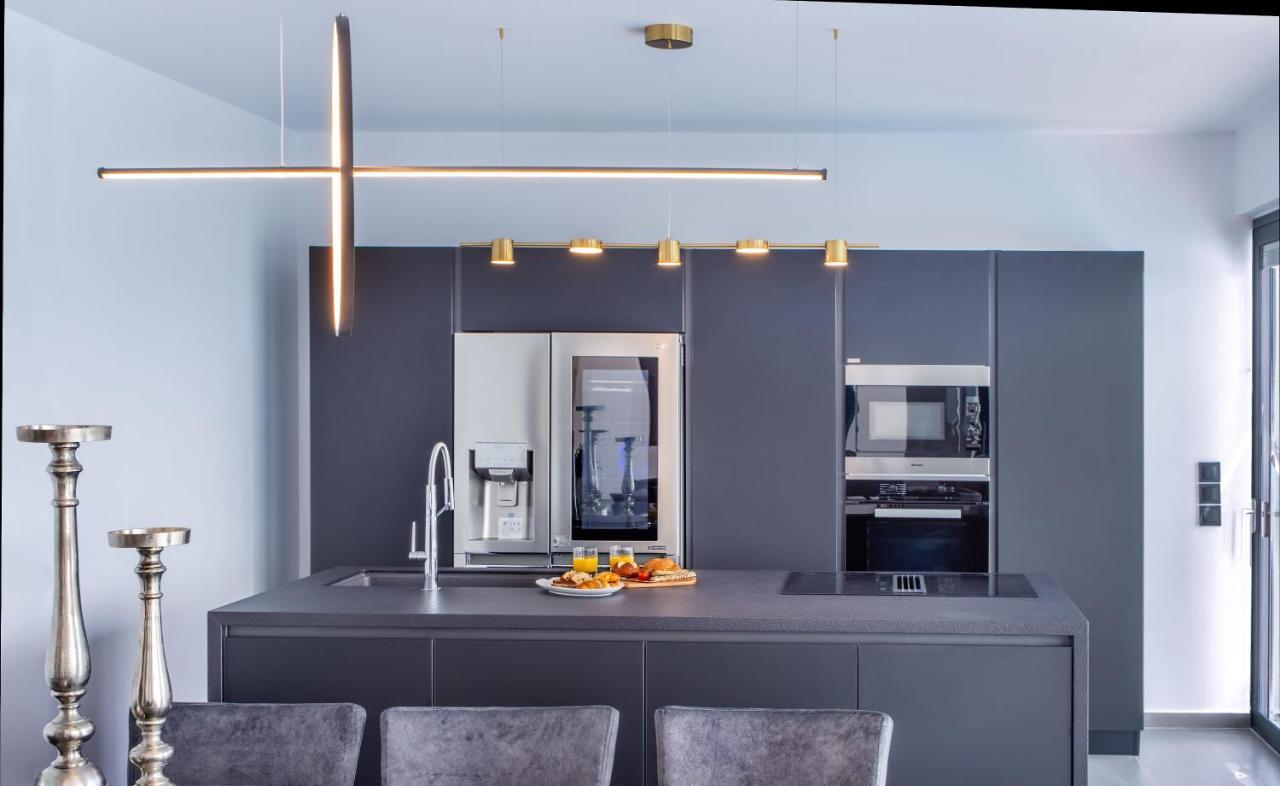 Desun Suites Kolonion Екстериор снимка